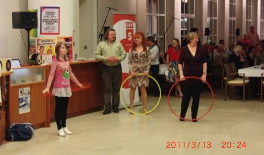 CIMG0681_3_stunde_49-hula-hoop2.jpg